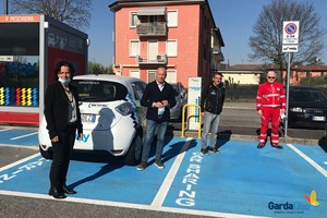 La mobilità elettrica sostiene le attività della Croce Rossa