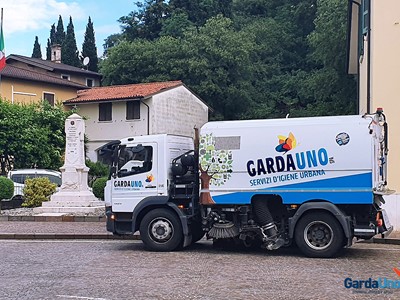 /media/11293/garda-uno-spazzamento-meccanico-a-paitone-05-06-20-06.jpg