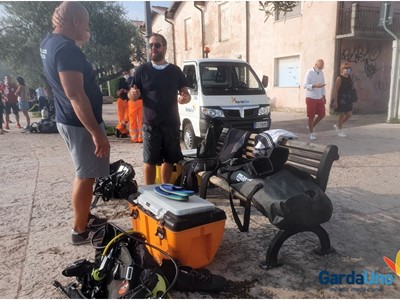 /media/12243/pulizia-fondali-garda-uno-a-fianco-di-sea-shepherd-dive-e-del-comune-di-salo_013.jpg