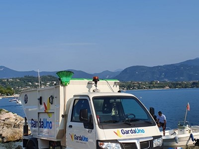 /media/10102/garda-uno-pulizia-dei-fondali-a-manerba-località-porto-torchio-013.jpg