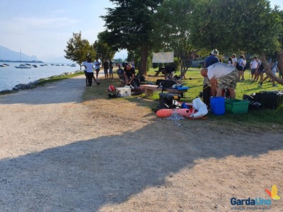 /media/10104/garda-uno-pulizia-dei-fondali-a-manerba-località-porto-torchio-015.jpg