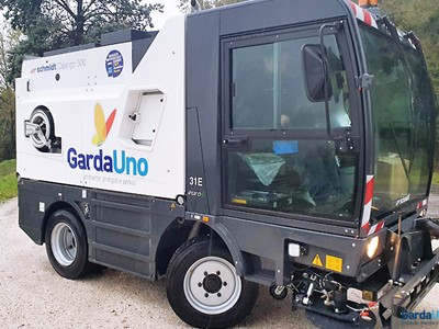 /media/10576/garda-uno-igiene-urbana-nuova-spazzatrice-schmidt-cleango-500-euro-6c-009.jpg