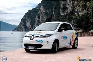 Photogallery - Lab a Riva del Garda e Torbole.. in vela