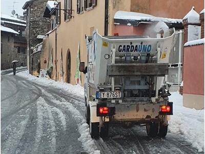 /media/13023/garda-uno-igiene-urbana-e-neve-natale-2020_007.jpg