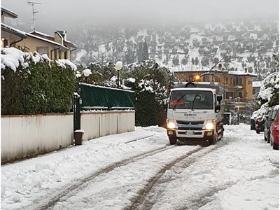 /media/13028/garda-uno-igiene-urbana-e-neve-natale-2020_012.jpg