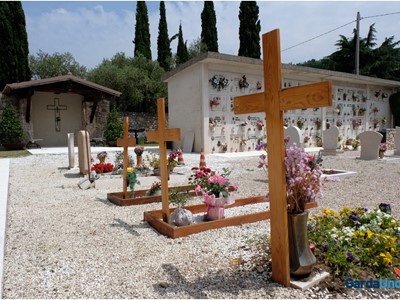 /media/14675/garda-uno-servizio-cimiteriali-torri-del-benaco-albisano_019.jpg