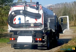Igiene Urbana: nuova spazzatrice a Salo’, Gardone, Gargnano e Limone
