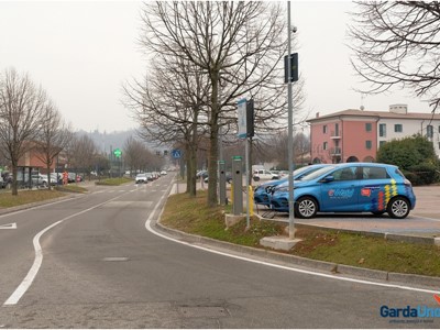/media/16848/garda-uno_eway_inaugurazione_car_sharin_provaglio_013.jpg