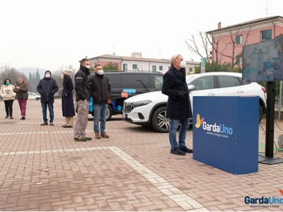 /media/16853/garda-uno_eway_inaugurazione_car_sharin_provaglio_018.jpg