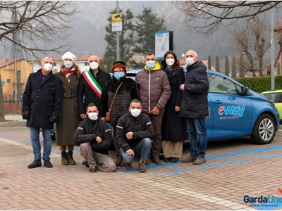 /media/16861/garda-uno_eway_inaugurazione_car_sharin_provaglio_026.jpg