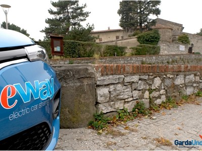 /media/16867/garda-uno_eway_inaugurazione_car_sharin_provaglio_032.jpg