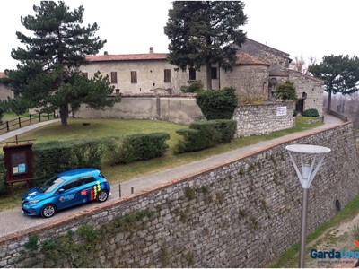 /media/16871/garda-uno_eway_inaugurazione_car_sharin_provaglio_036.jpg