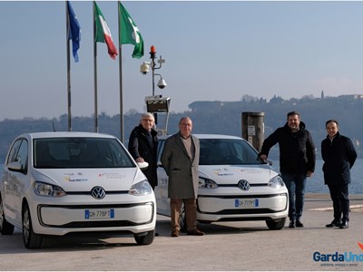 /media/17530/garda-uno-consegna-auto-elettriche-salo_002.jpg