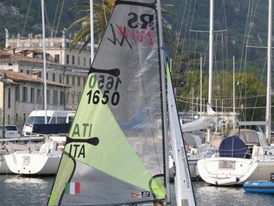 /media/9085/gard_uno_lab_circolo_vela_gargnano_233.jpg